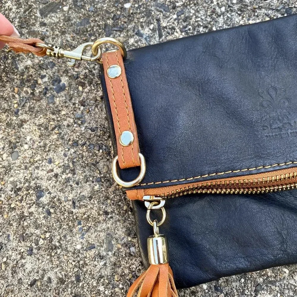 Vera Pelle Italian Leather Black Crossbody Tassel Clutch Bag